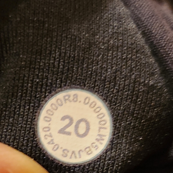 lululemon Wunder Under High-Rise 7/8 Tight* Full On Luon 25" In Black. Size 20. - Picture 6 of 7